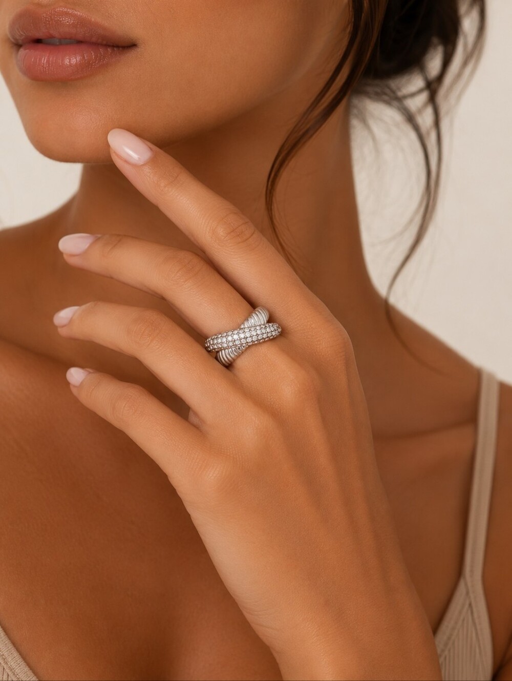 Stainless steel silver tone crisscross rhinestone ring new